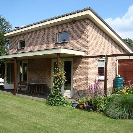 Vakantiehuis Petrarca Putten Bagian luar foto