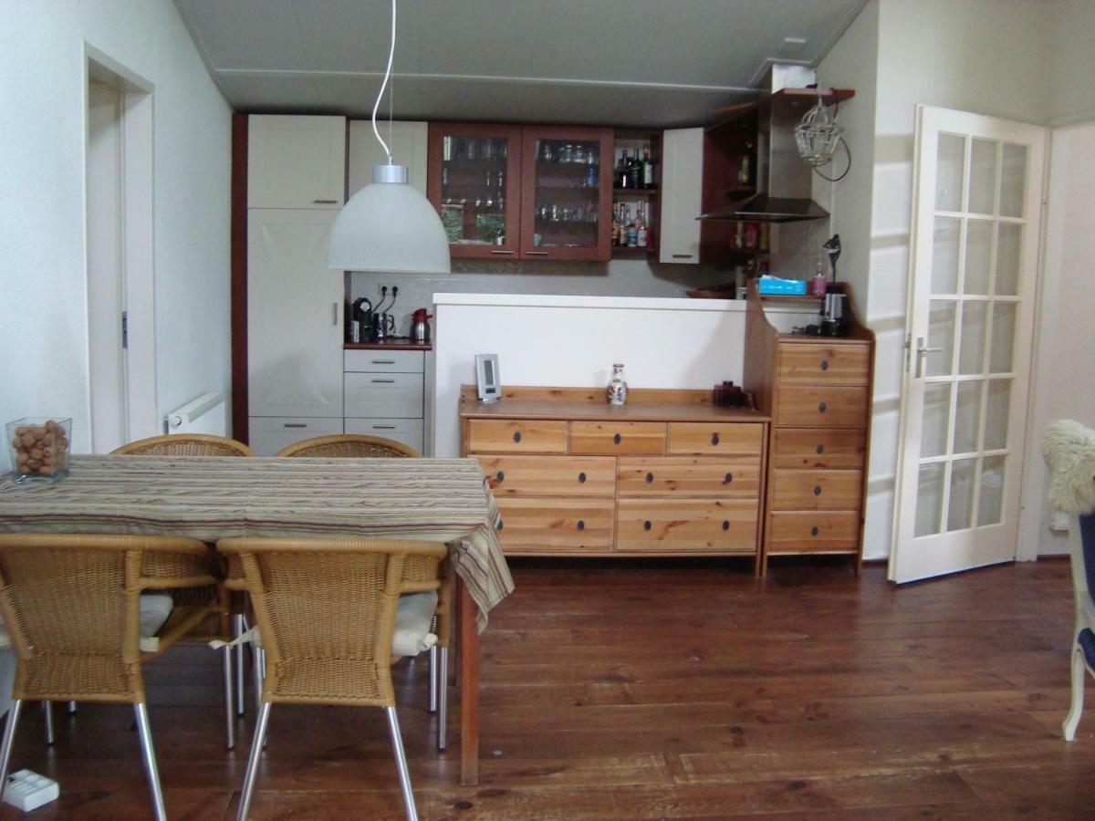 Vakantiehuis Petrarca Putten Bagian luar foto